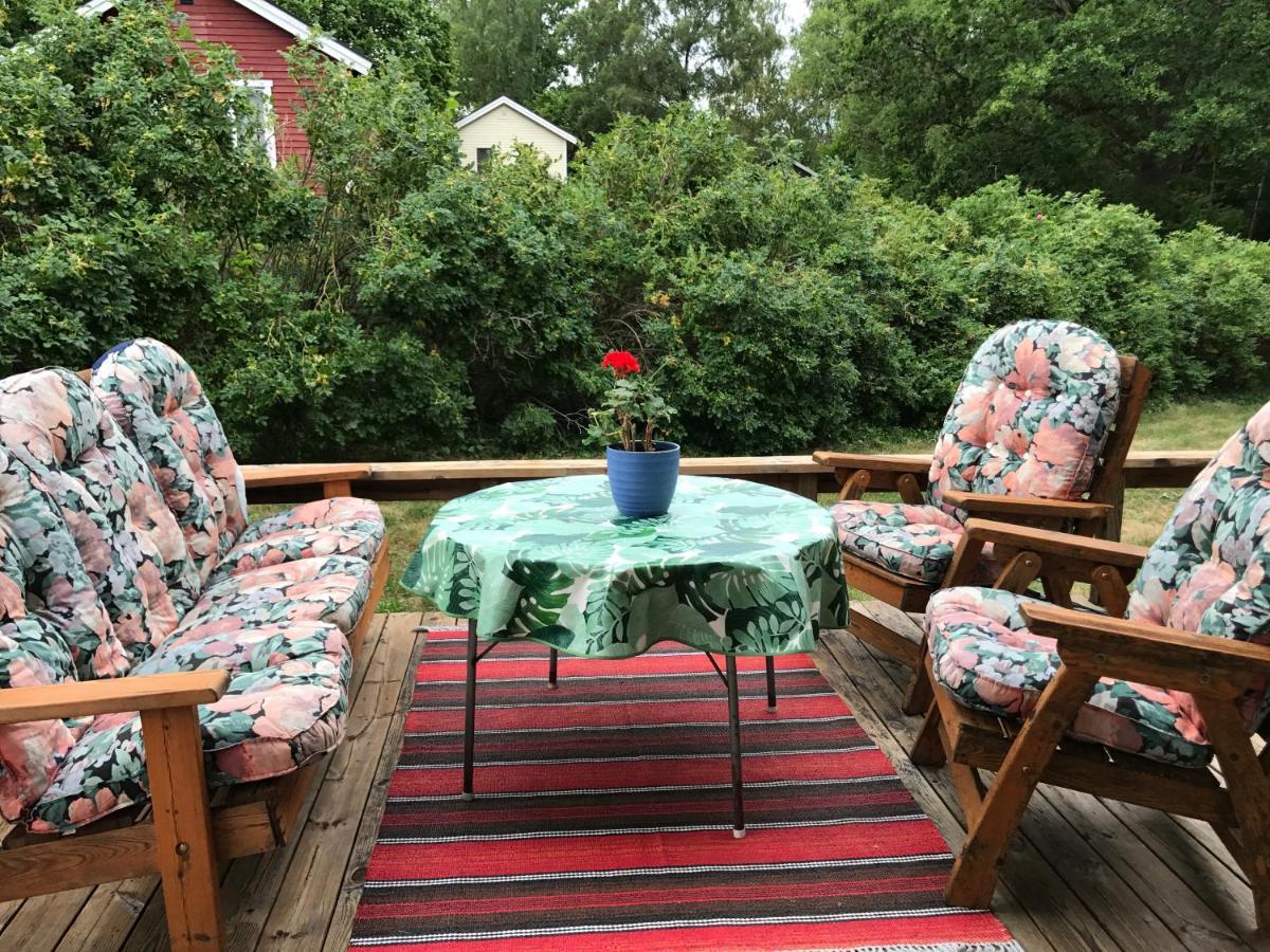 Holmsjö Stenhaella Bed&Breakfast מראה חיצוני תמונה