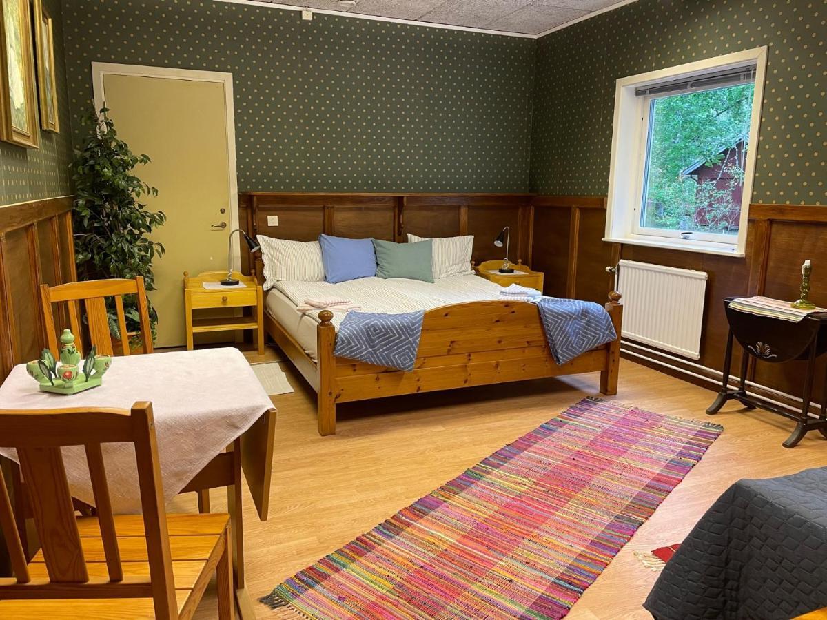 Holmsjö Stenhaella Bed&Breakfast מראה חיצוני תמונה